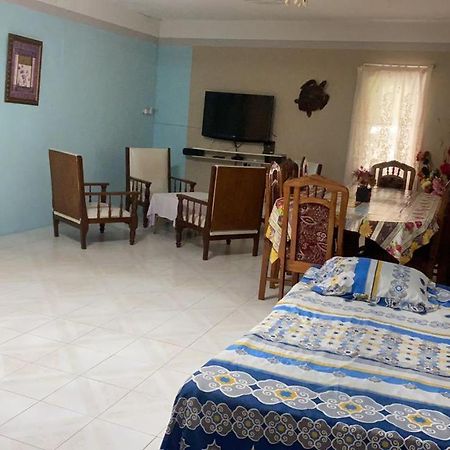 Justice Seaview Apartment Le Morne Exterior photo